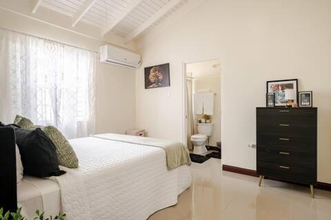 Bellarose At Colbeck ,Gated With Pool, Stylishly Modern Old Harbour Exterior foto